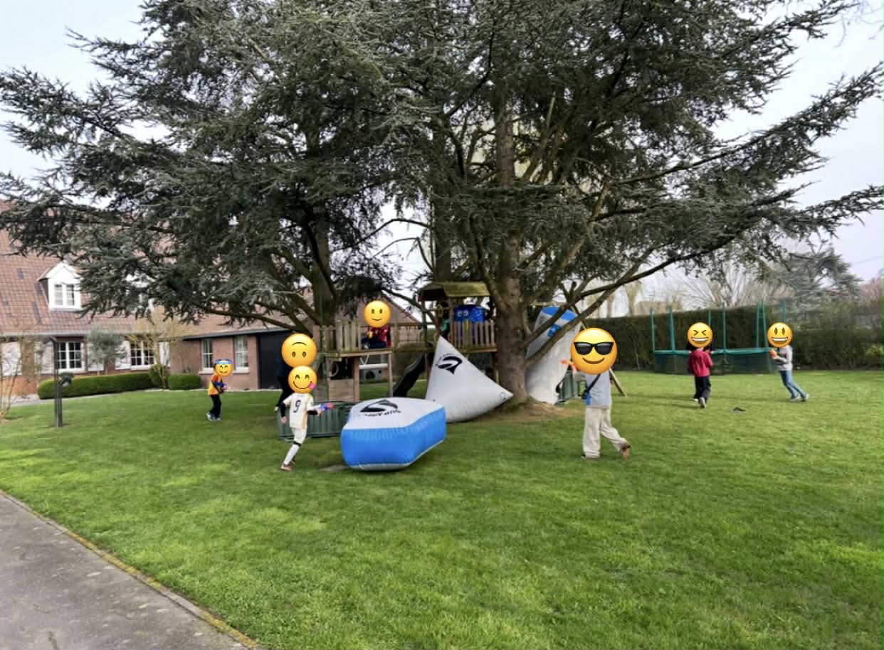 Battle Royale Premium avec 4 structures gonflables installées à domicile